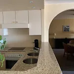 Amazing 2-bedroom With Amazing Sea-view Daire *