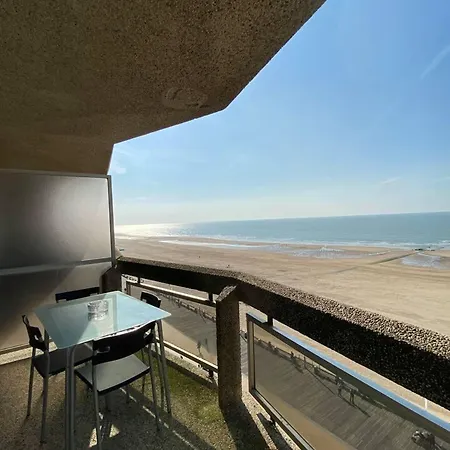 Amazing 2-bedroom With Amazing Sea-view * אוסטנדה